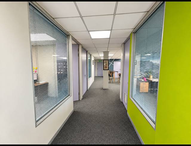 331M² OFFICE TO LET IN TYGER VALLEY